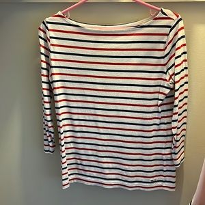 Vineyard Vines tshirt